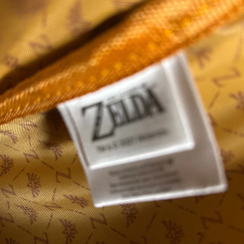 Zelda Breath of the Wild Collectors Messenger Bag Bottle Sleeve Master Sword